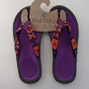 NWT Rafters Kid’s Breeze Hawaiian Flip Flops